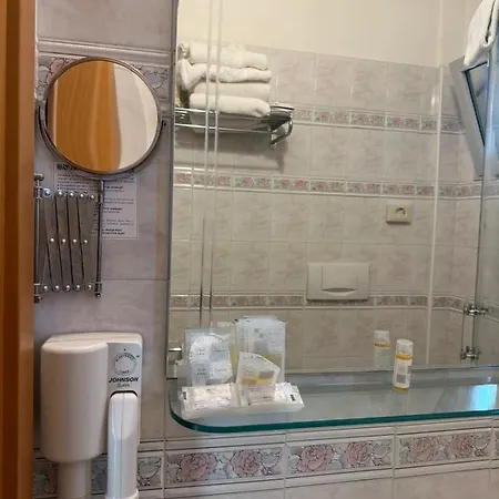Ambra Szálloda 3*