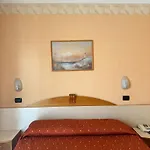 Ambra Hotel 3*