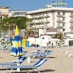 Hotel Ambra 3*