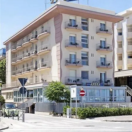 Отель Ambra 3*