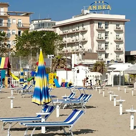 Hotel Ambra 3*